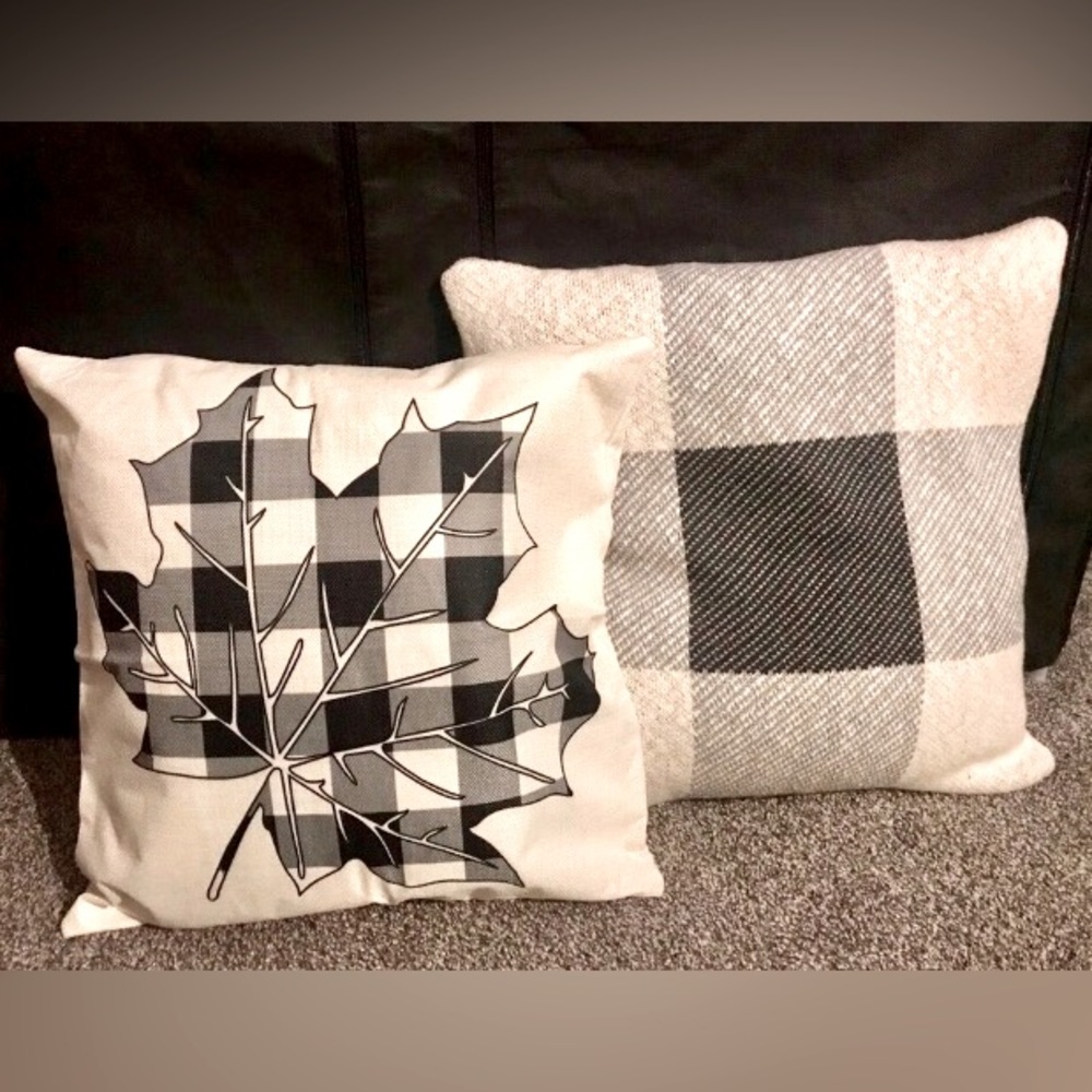 2Pc Set Leaf/Buffalo Plaid Pillow Covers